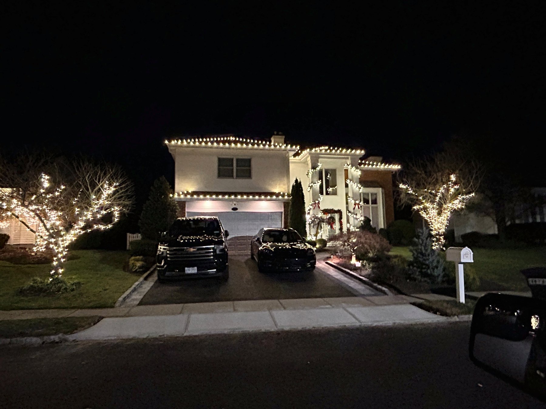 Christmas Illuminations LI holiday lighting installation: Timeless Warm-White Elegance
